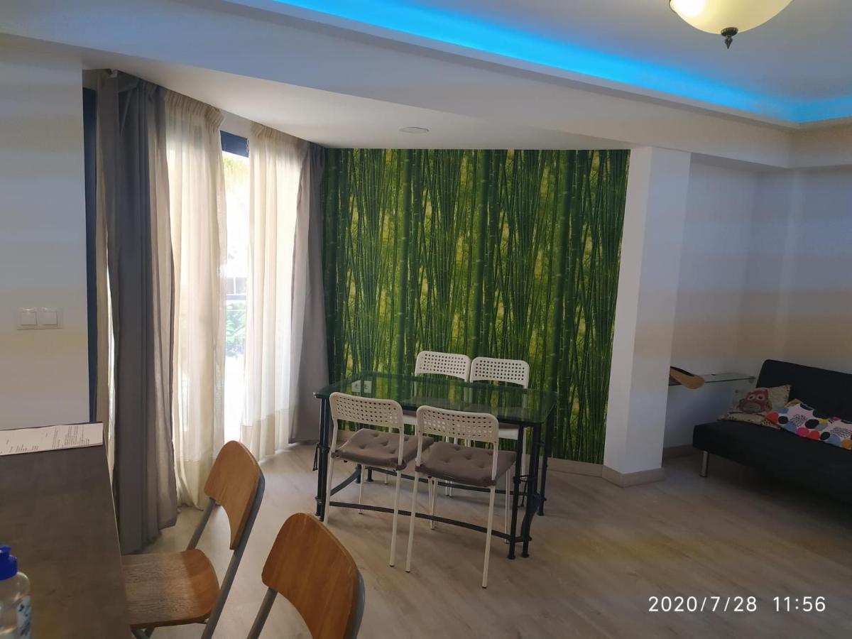 Apartamento Pepita Alay ベナルマデナ エクステリア 写真
